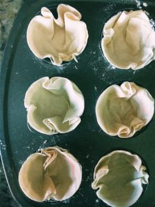 Easy Strawberry Cream Cheese Phyllo Cups