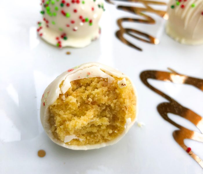 Ridiculously Moist Christmas Cake Balls