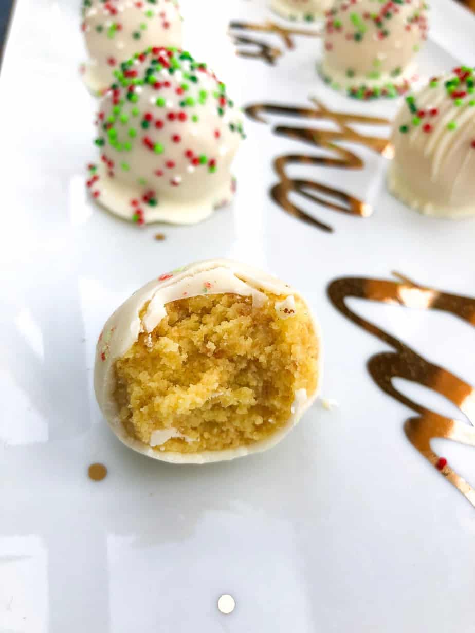 Ridiculously Moist Christmas Cake Pops
