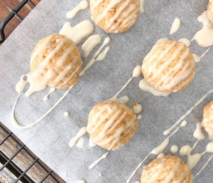 10 Minute Lemon Coconut Cheesecake Truffles
