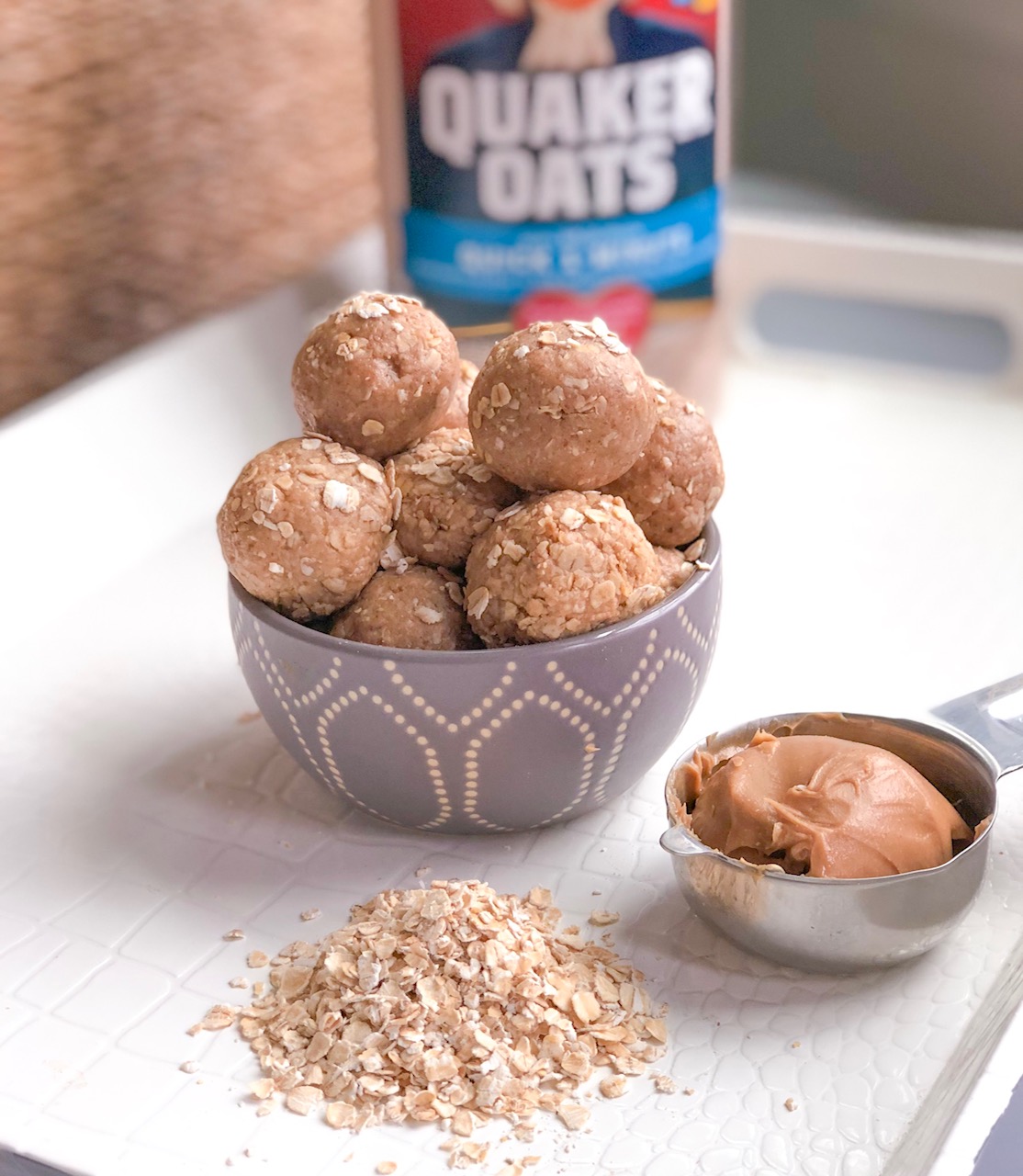 Healthy Peanut Butter Oat Energy Bites