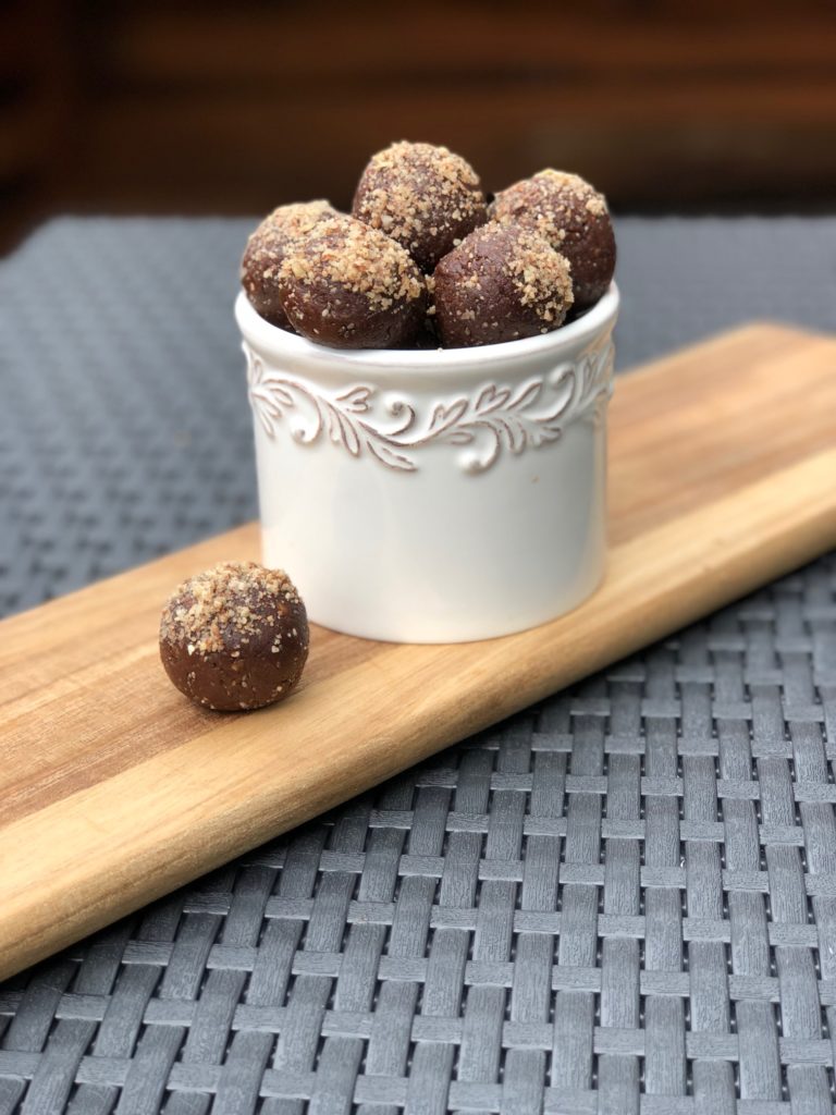 Healthy Chocolate Energy Bites