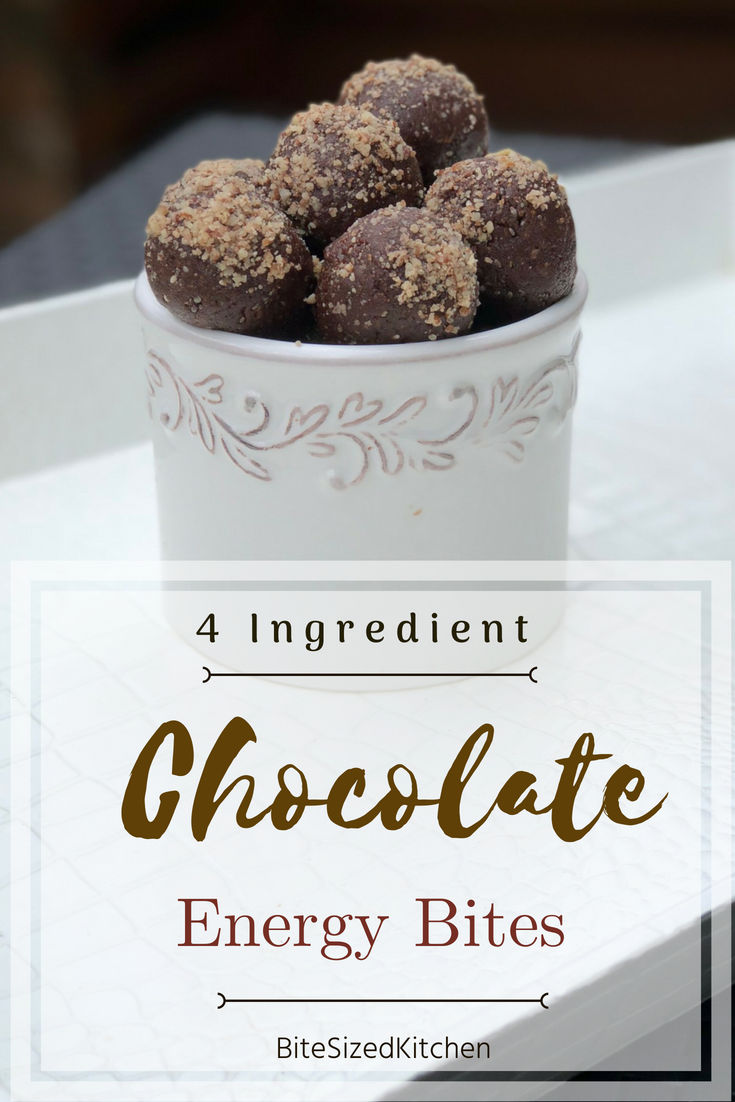 These healthy chocolate no bake energy balls are protein packed and made with dates, chia seeds and cocoa powder! They are also low carb, vegan. paleo and whole 30! Made with only 4 ingredient, they are easy and quick! #chia #energybites #proteinbites #energyballs
