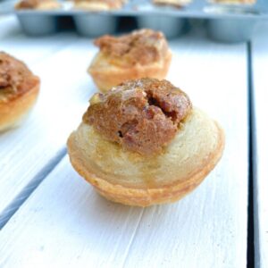 mini pecan cookies